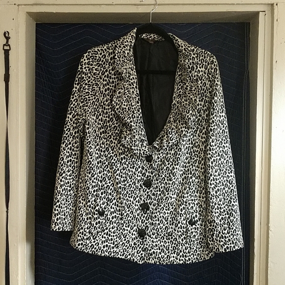 Jacket - Picture 1 of 3